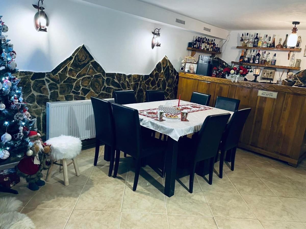 Cabana Loredana Vadu Motilor Екстериор снимка